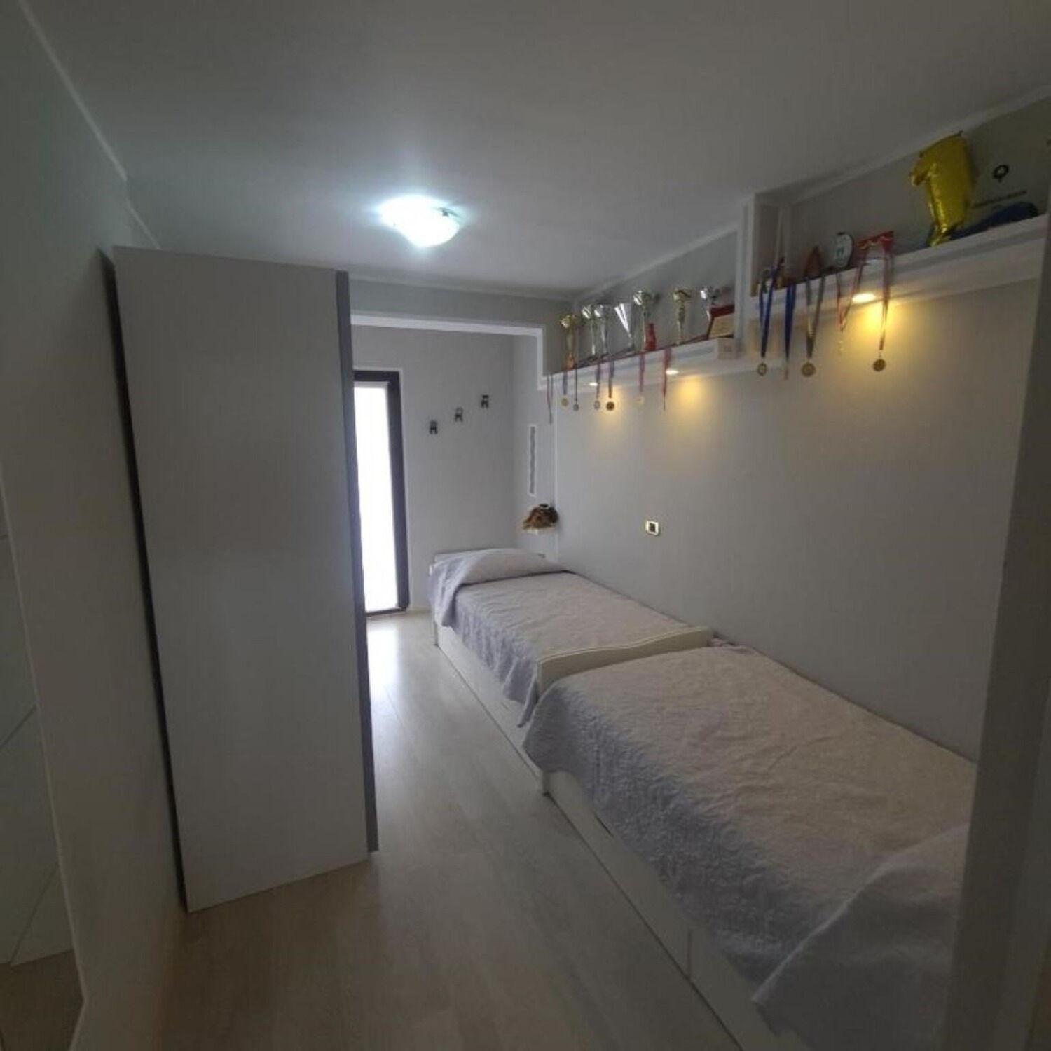 Apartments Berto - 500M To The Beach ロヴィニ エクステリア 写真