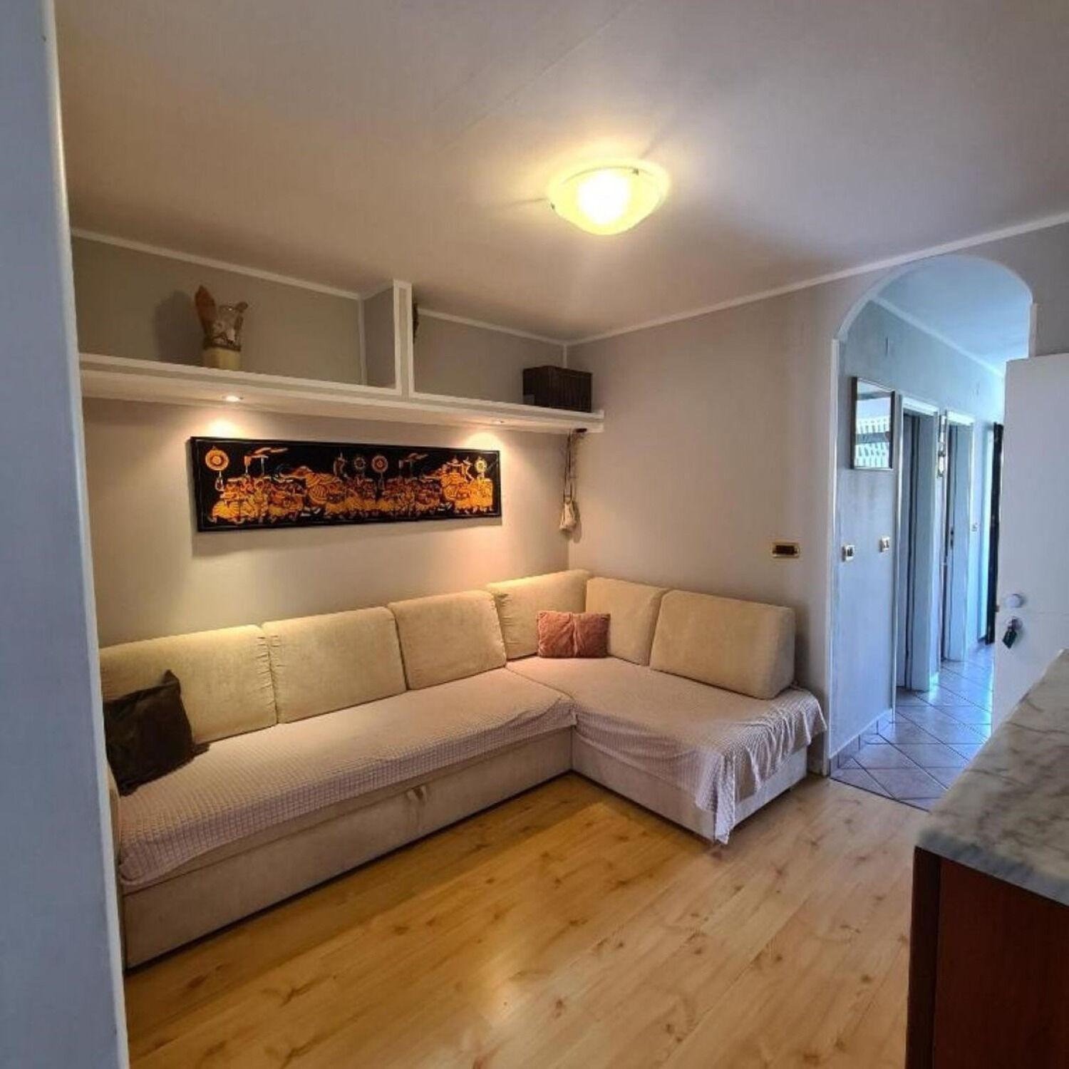 Apartments Berto - 500M To The Beach ロヴィニ エクステリア 写真