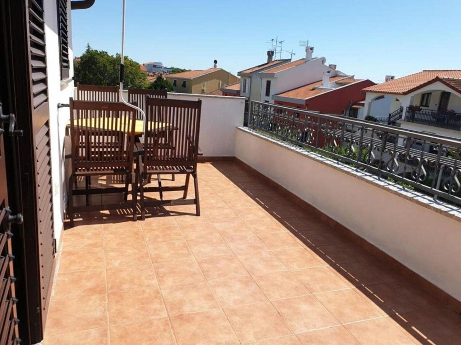 Apartments Berto - 500M To The Beach ロヴィニ エクステリア 写真
